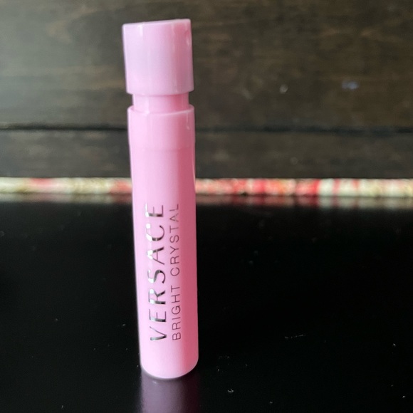 Bright Crystal Versace Eau De Toilette Spray - 5 for $25 for items marked with ⭐ - Picture 1 of 4